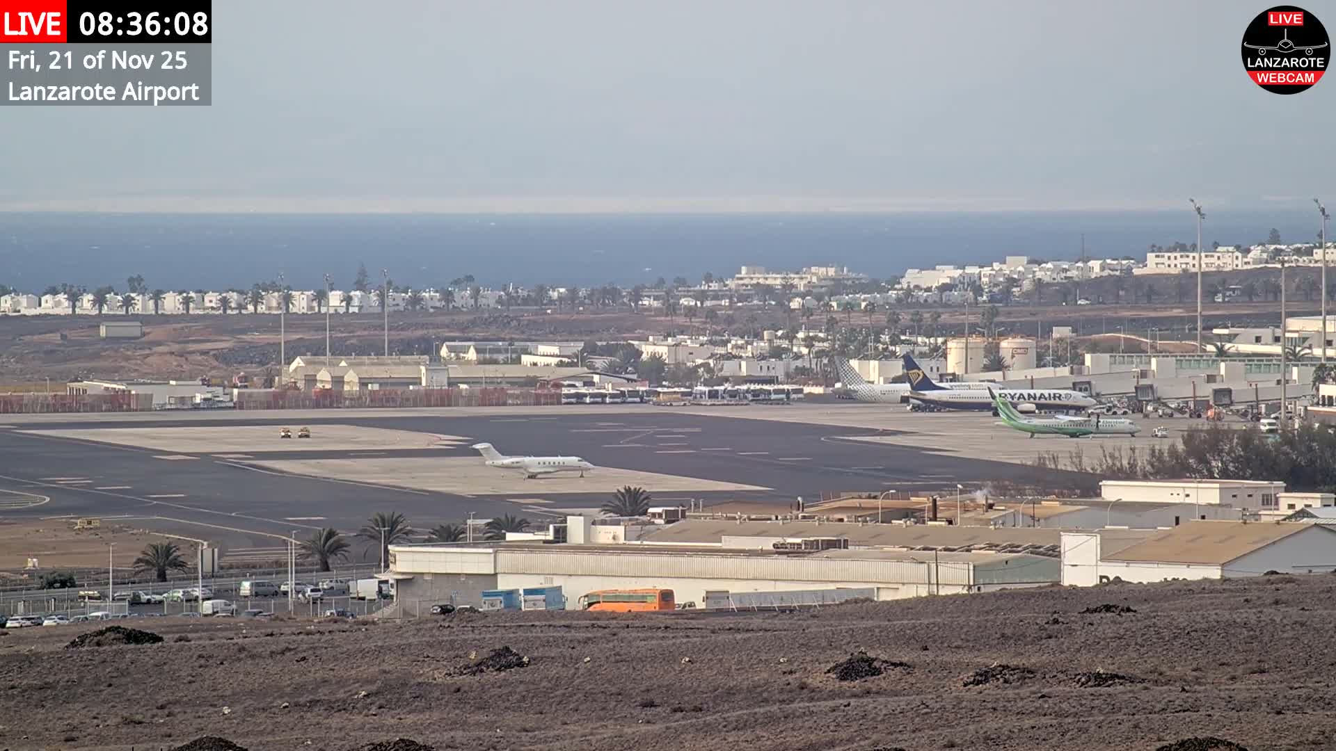 Lanzarote Airport from Outside Live Cam ACE/GCRR - Canary Islands - Las Palmas - Spain