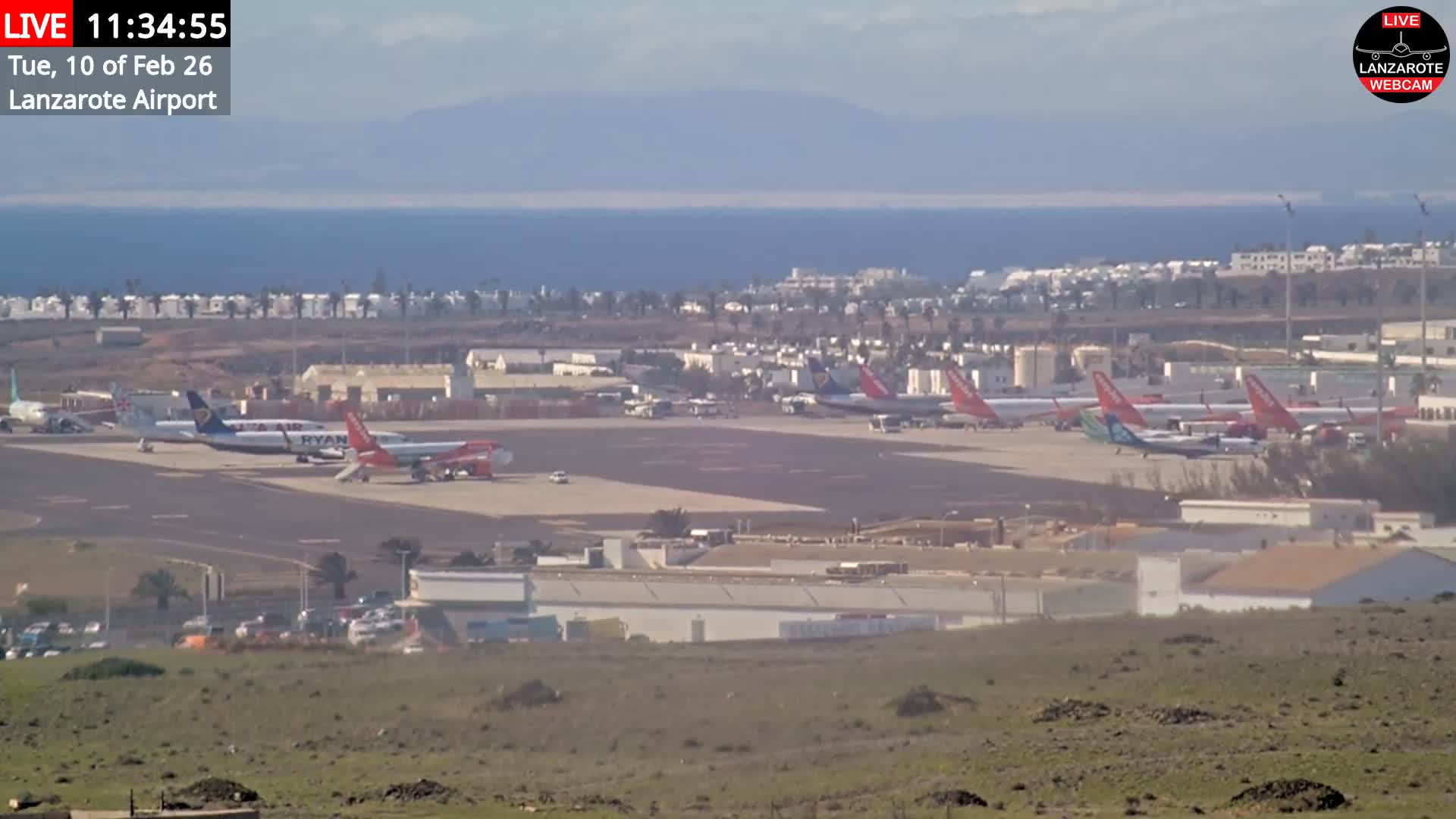 Lanzarote Airport from Outside Live Cam ACE/GCRR - Canary Islands - Las Palmas - Spain
