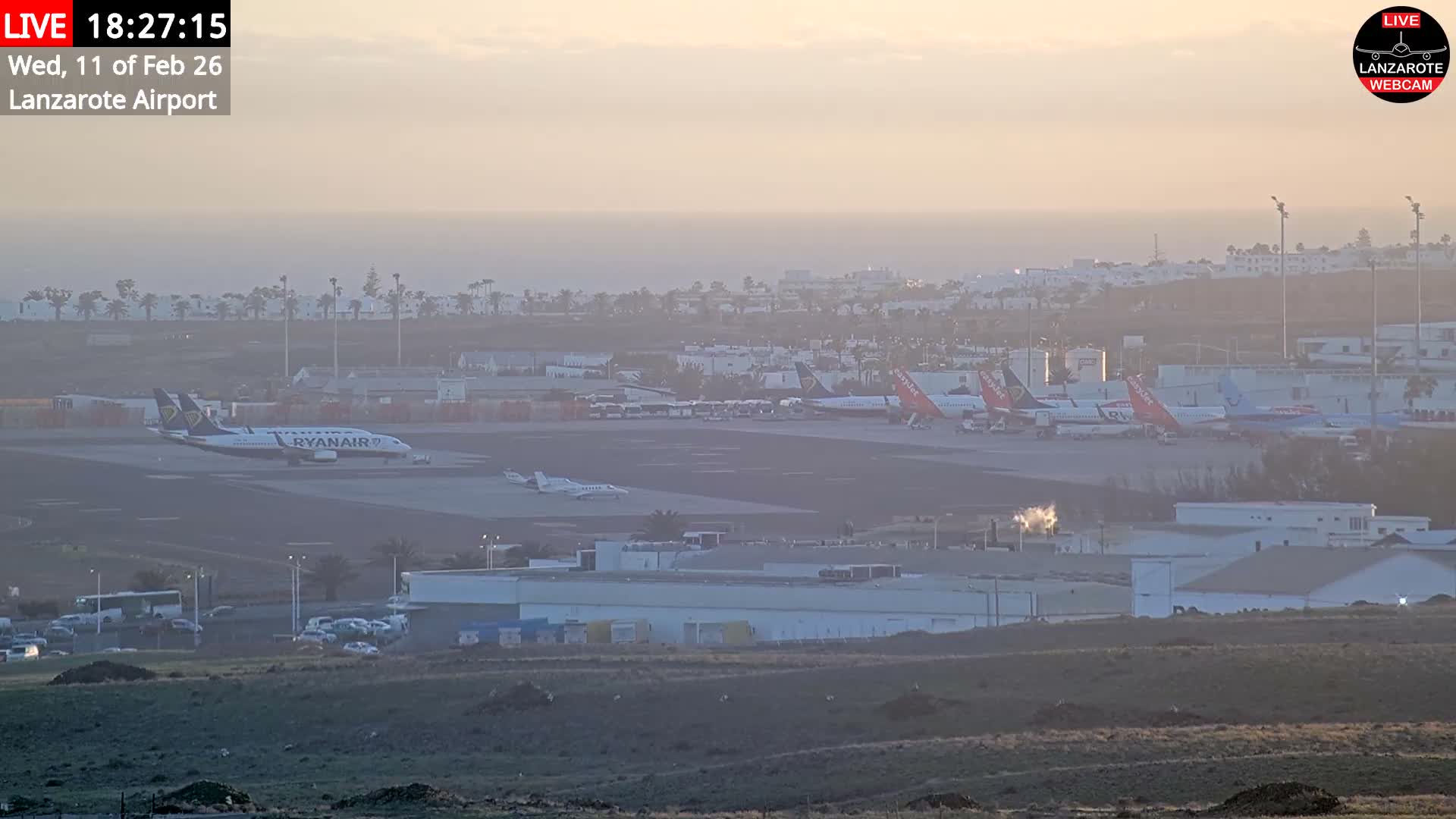 Lanzarote Airport from Outside Live Cam ACE/GCRR - Canary Islands - Las Palmas - Spain