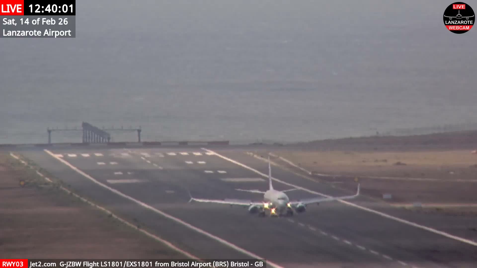Lanzarote Airport from Outside Live Cam ACE/GCRR - Canary Islands - Las Palmas - Spain
