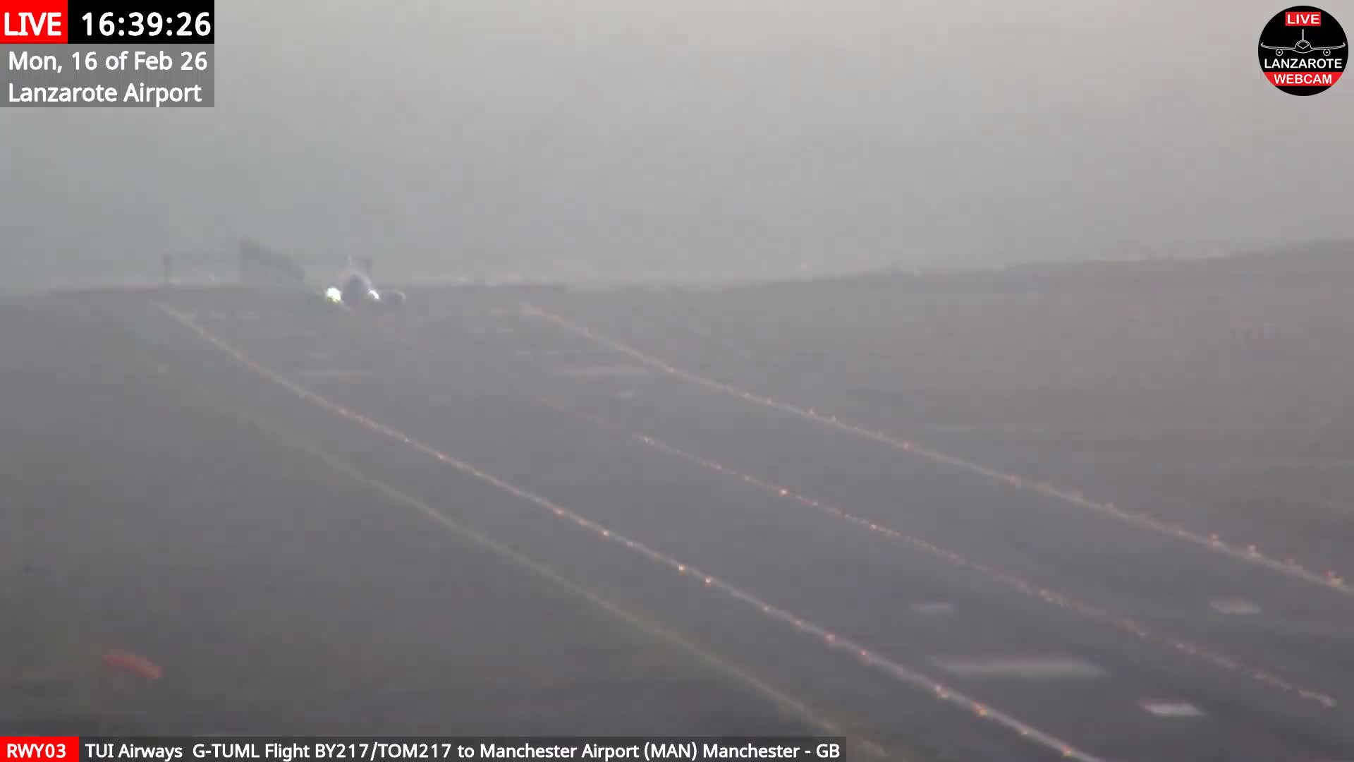 Lanzarote Airport from Outside Live Cam ACE/GCRR - Canary Islands - Las Palmas - Spain