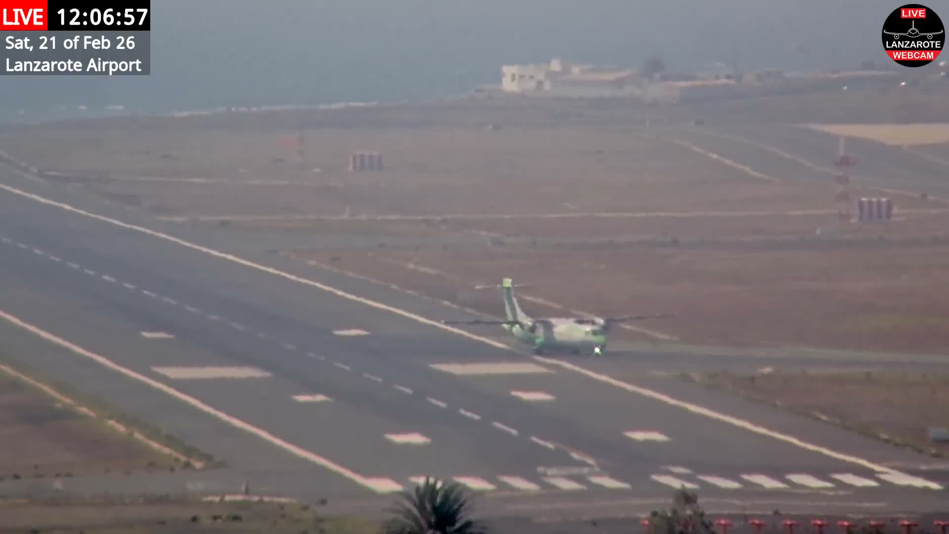 Lanzarote Airport from Outside Live Cam ACE/GCRR - Canary Islands - Las Palmas - Spain