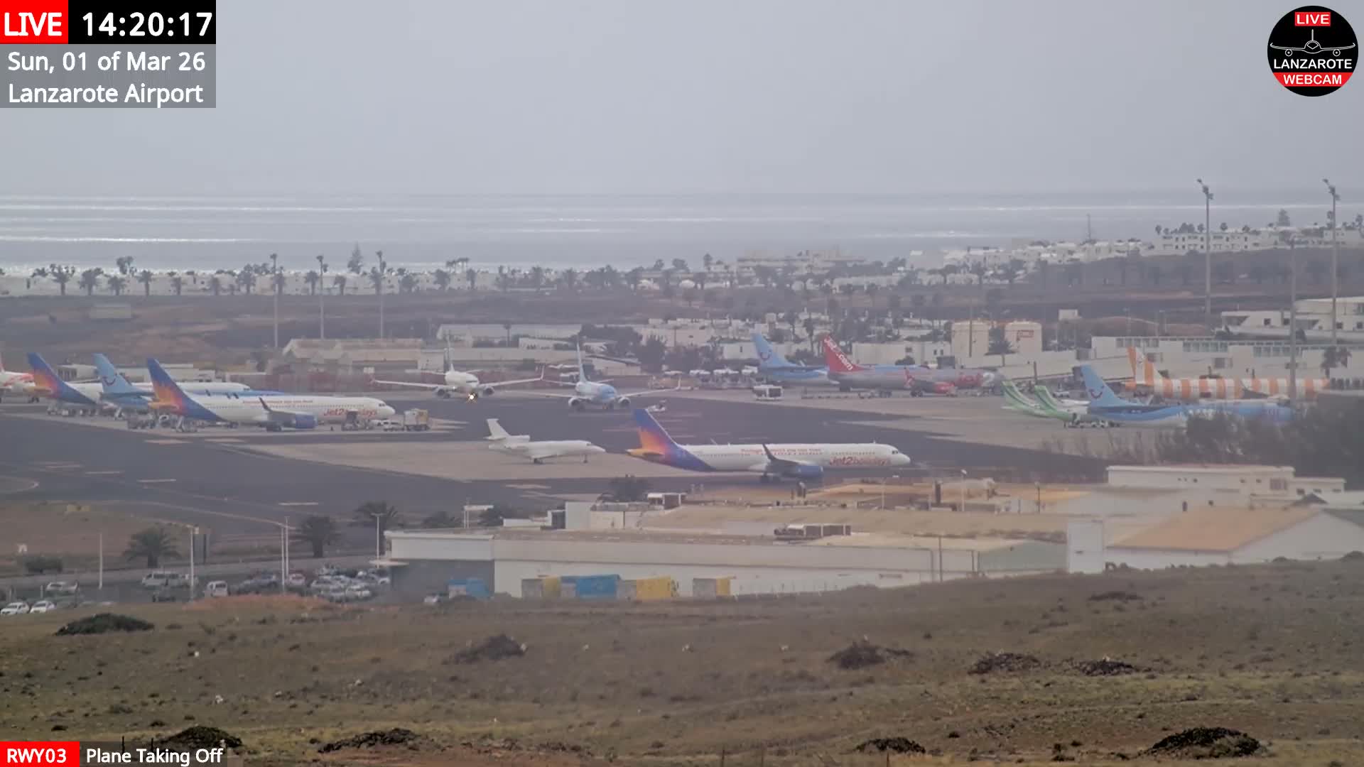 Lanzarote Airport from Outside Live Cam ACE/GCRR - Canary Islands - Las Palmas - Spain