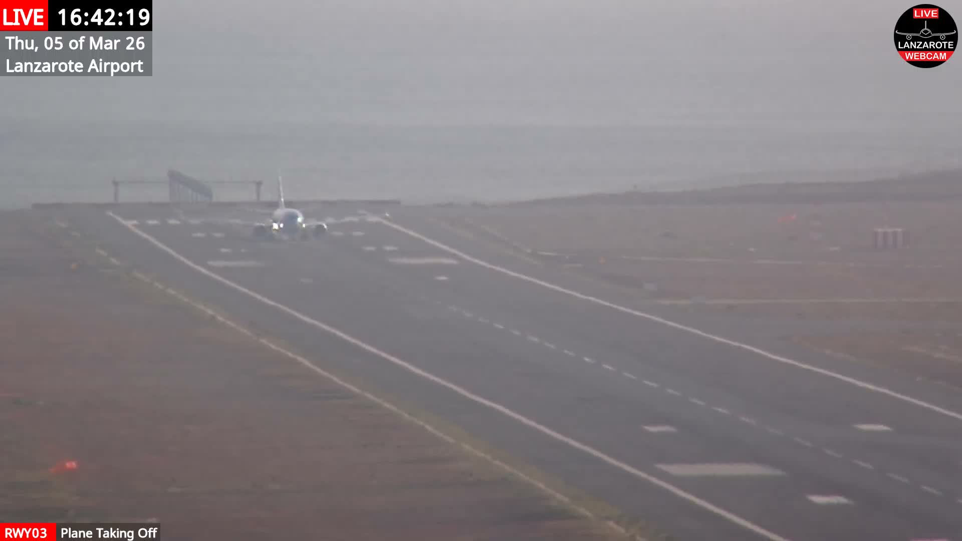 Lanzarote Airport from Outside Live Cam ACE/GCRR - Canary Islands - Las Palmas - Spain