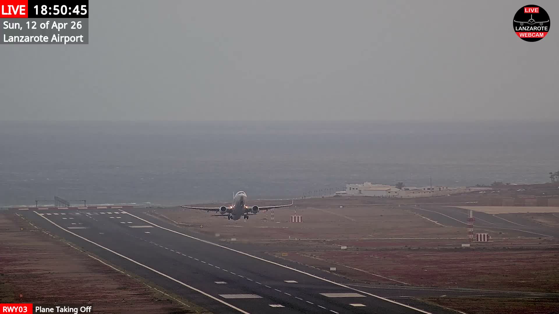 Lanzarote Airport from Outside Live Cam ACE/GCRR - Canary Islands - Las Palmas - Spain