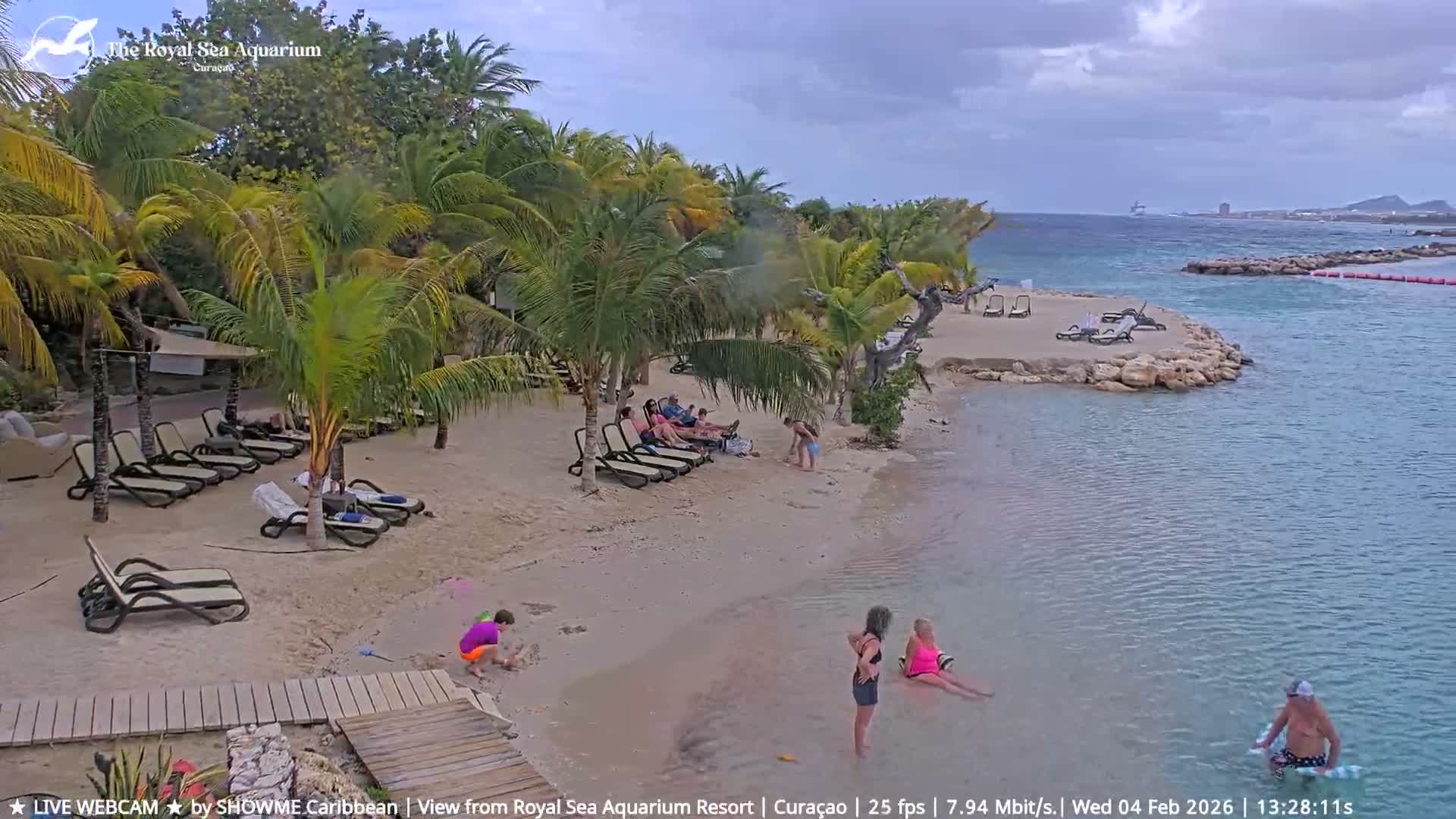 Willemstad, The Royal Sea Aquarium Resort Beach Live Cam - Willemstad, Curacao, Netherland 