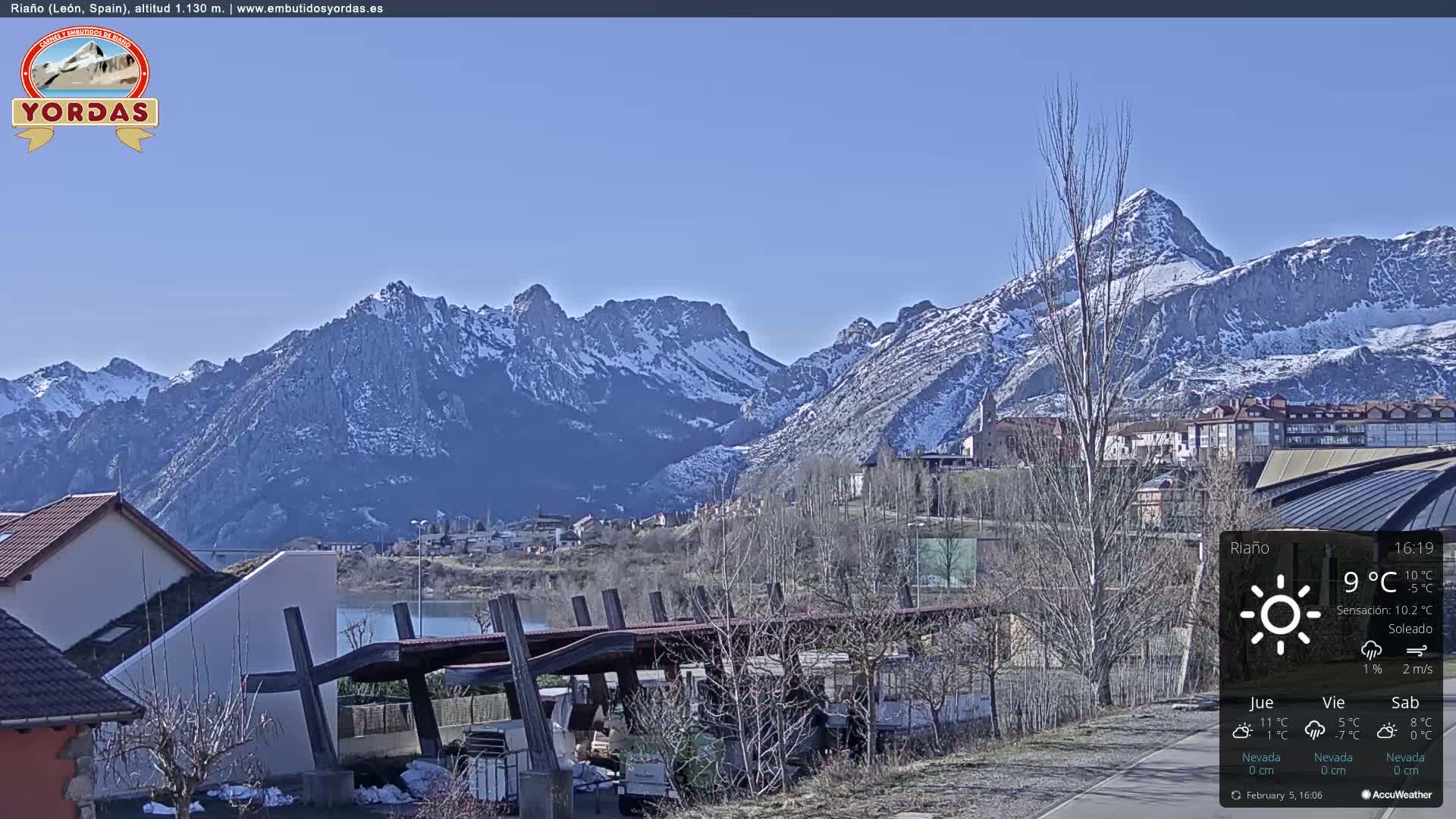 Yordas Peak (Pica Yordas) from Riaño Live Cam - León, Castile&León, Spain