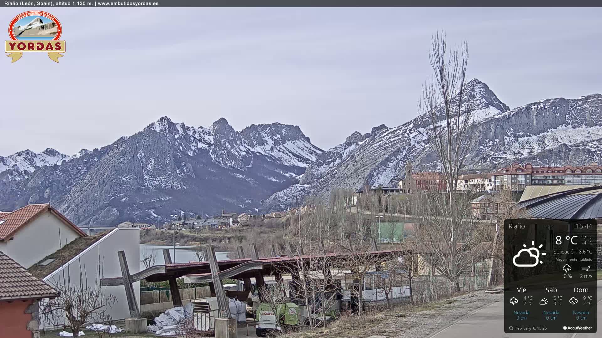 Yordas Peak (Pica Yordas) from Riaño Live Cam - León, Castile&León, Spain