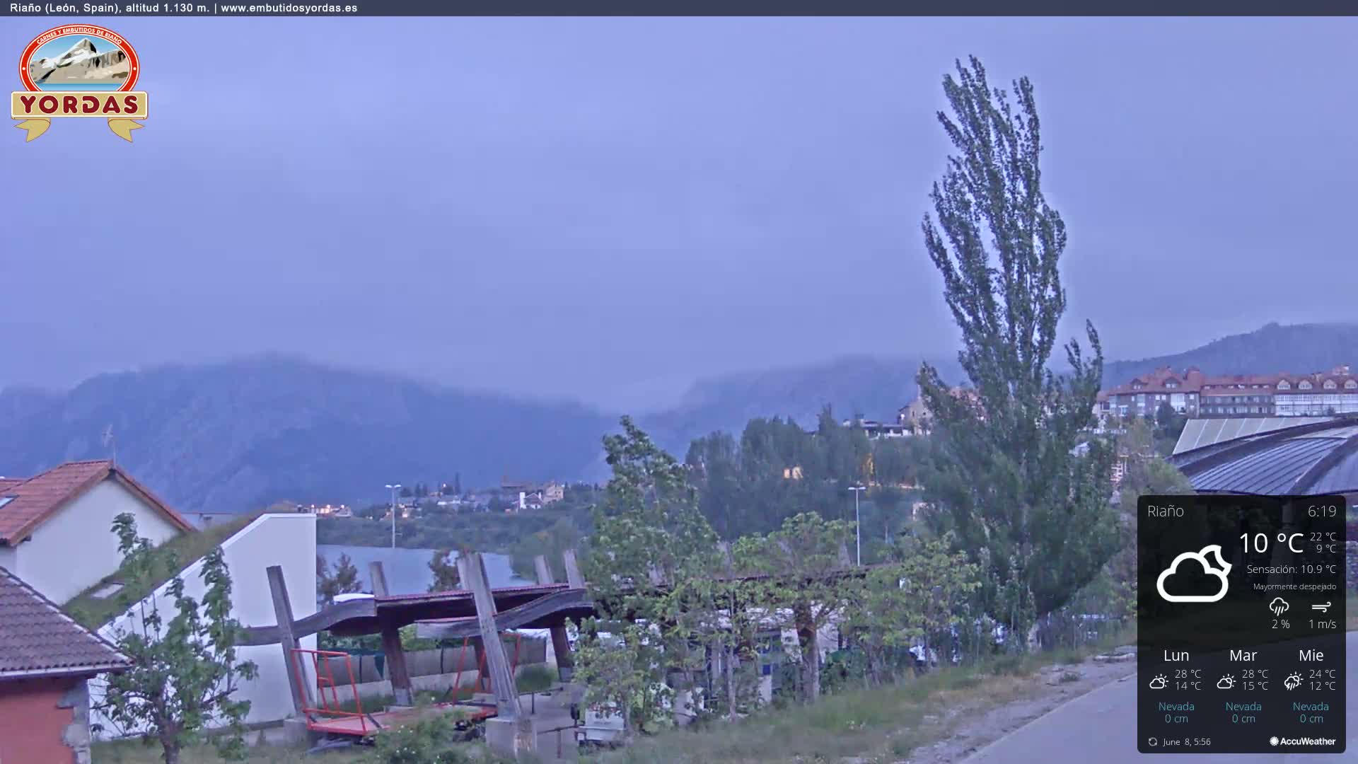 Yordas Peak (Pica Yordas) from Riaño Live Cam - León, Castile&León, Spain