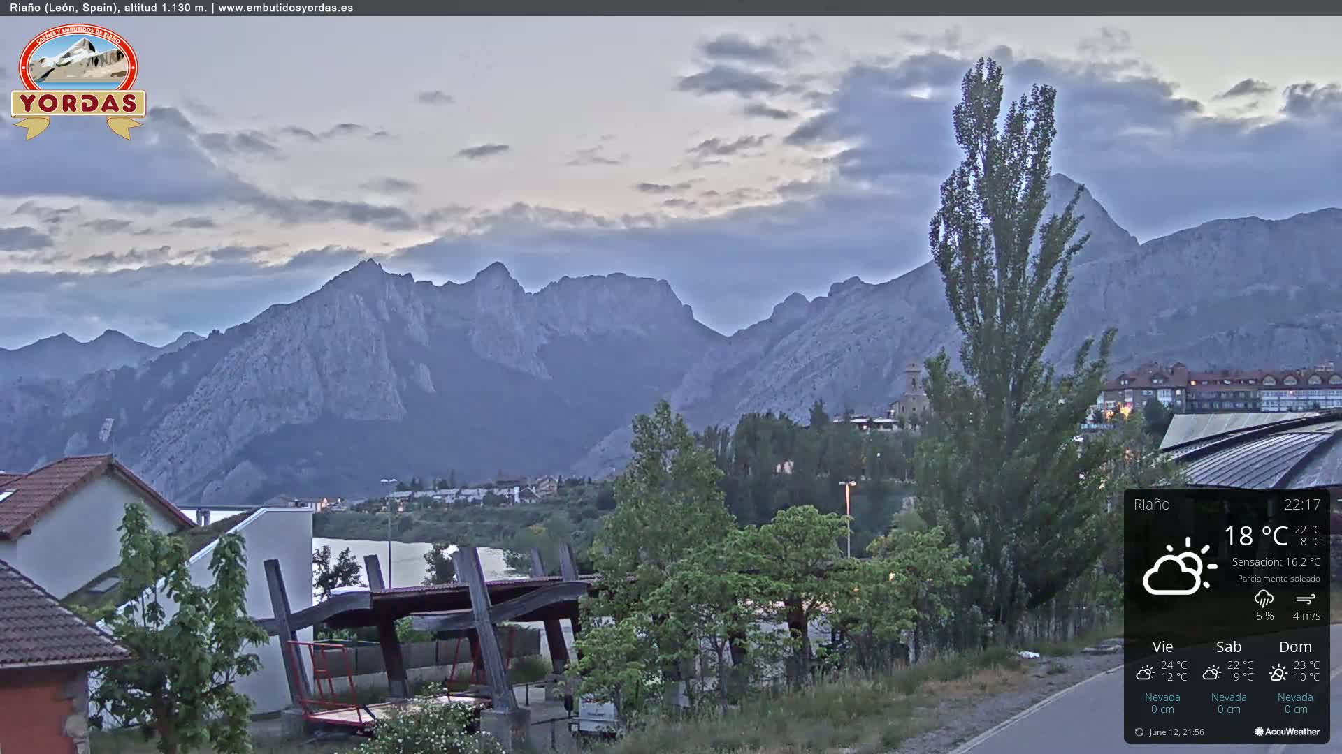 Yordas Peak (Pica Yordas) from Riaño Live Cam - León, Castile&León, Spain