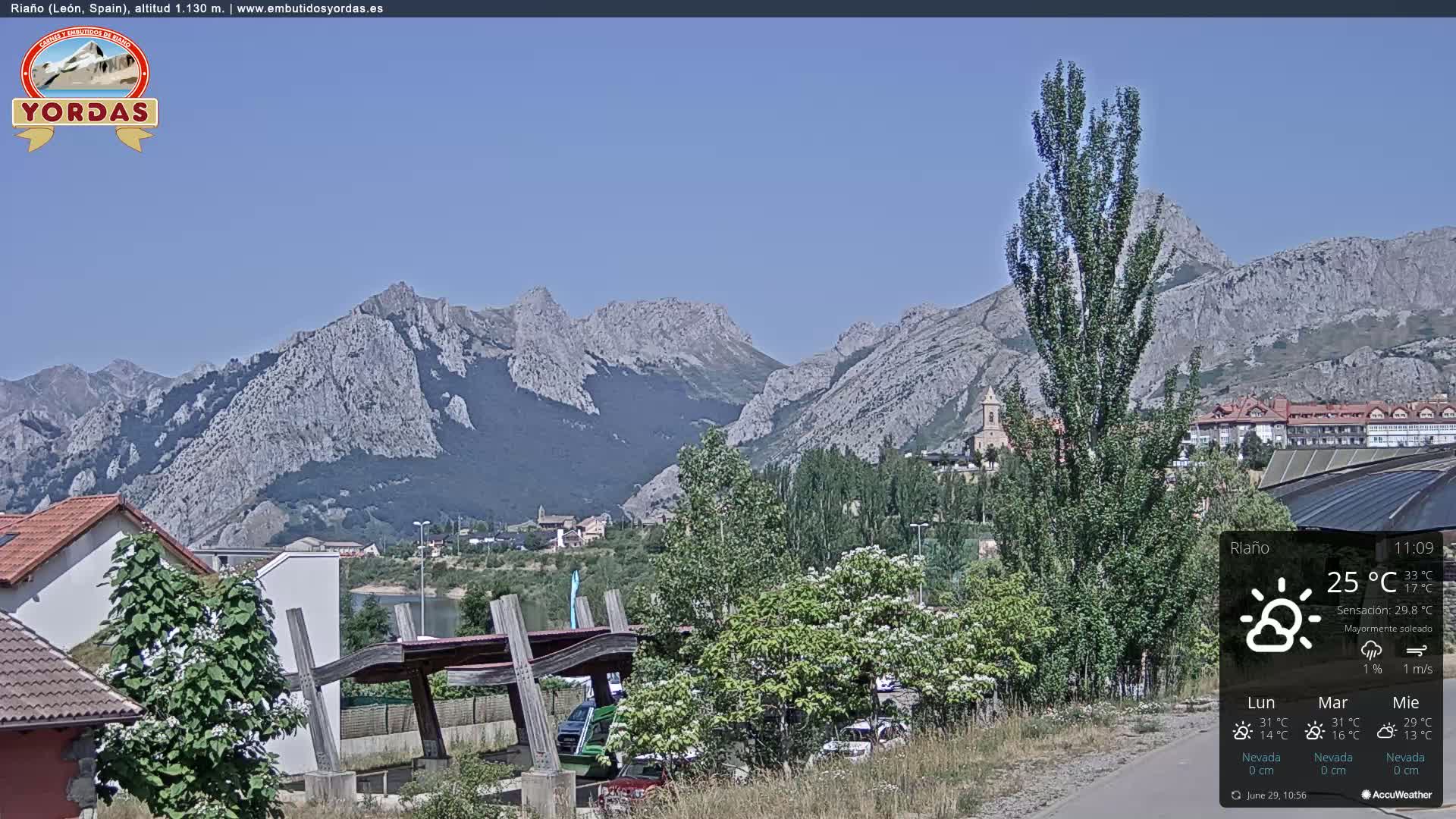 Yordas Peak (Pica Yordas) from Riaño Live Cam - León, Castile&León, Spain