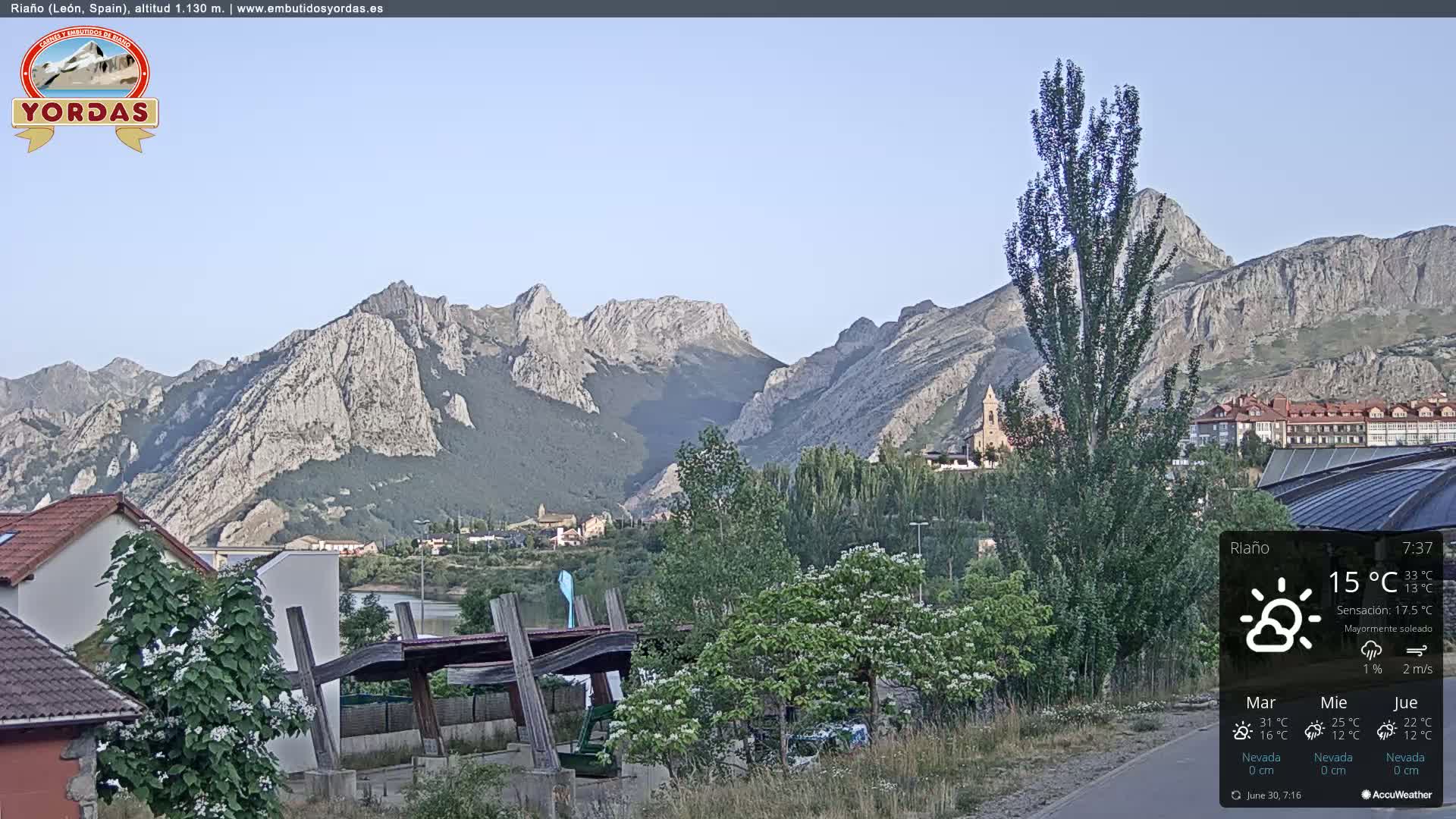 Yordas Peak (Pica Yordas) from Riaño Live Cam - León, Castile&León, Spain