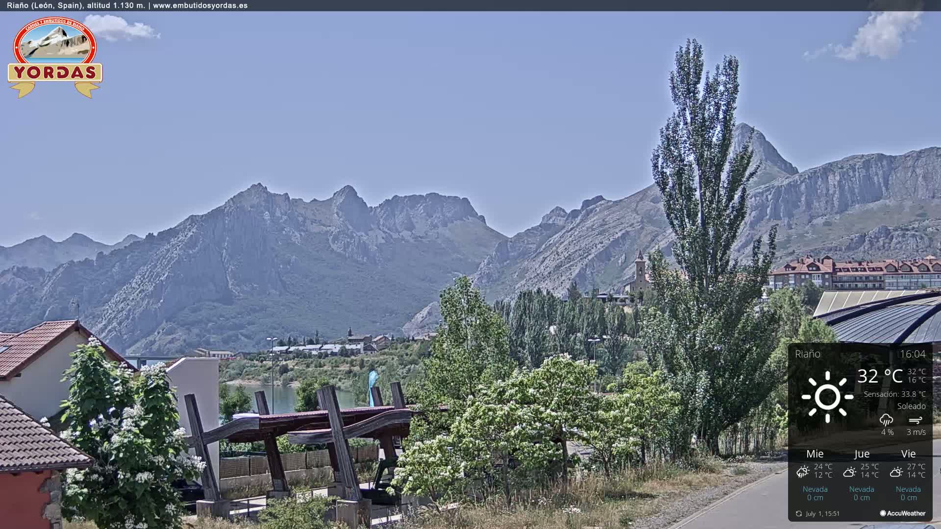 Yordas Peak (Pica Yordas) from Riaño Live Cam - León, Castile&León, Spain