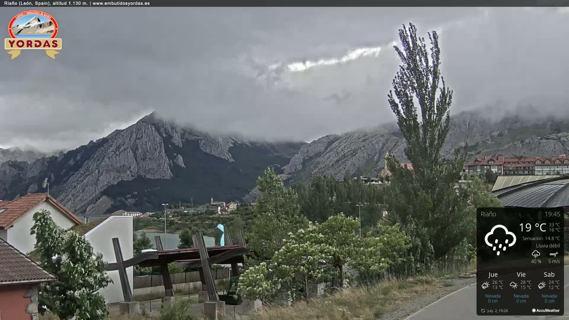 Yordas Peak (Pica Yordas) from Riaño Live Cam - León, Castile&León, Spain