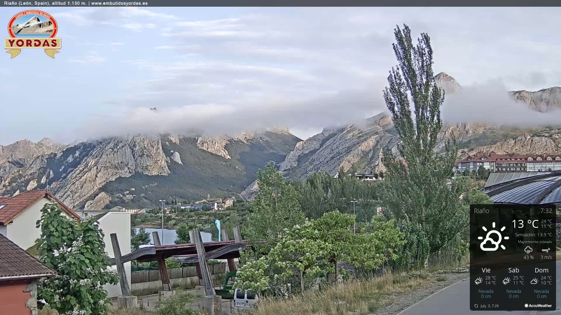 Yordas Peak (Pica Yordas) from Riaño Live Cam - León, Castile&León, Spain