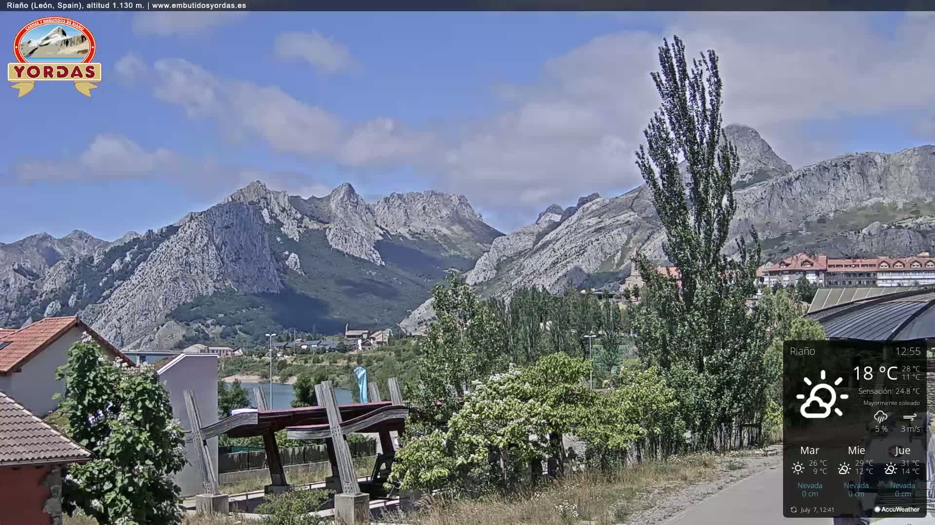 Yordas Peak (Pica Yordas) from Riaño Live Cam - León, Castile&León, Spain