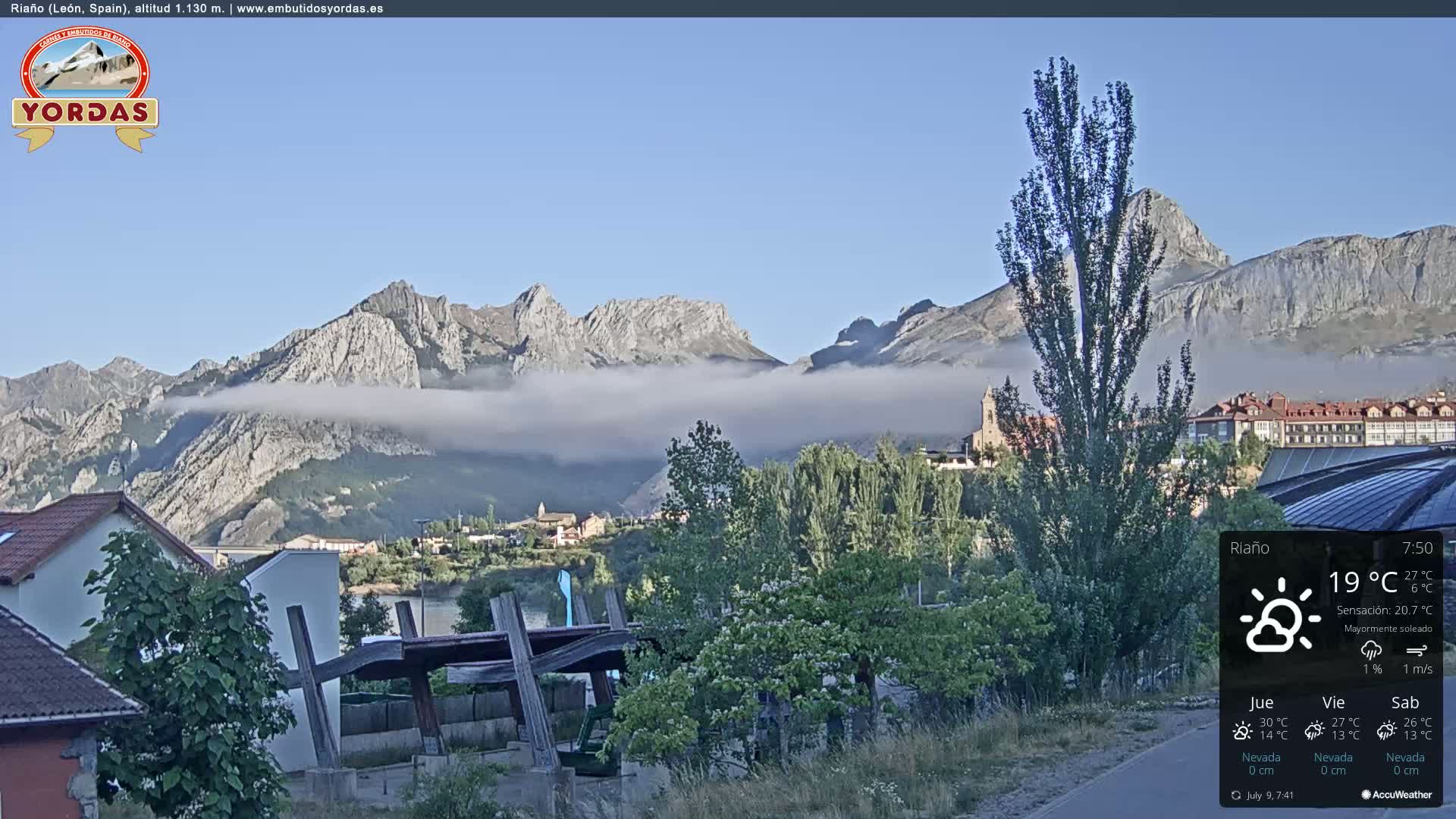 Yordas Peak (Pica Yordas) from Riaño Live Cam - León, Castile&León, Spain