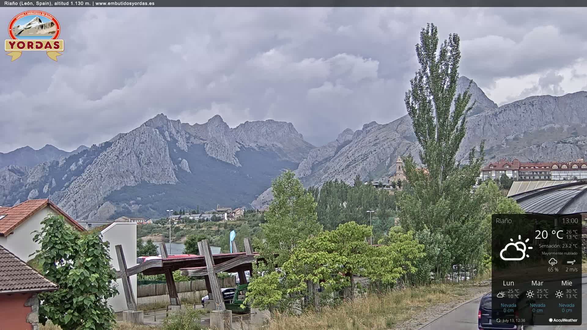 Yordas Peak (Pica Yordas) from Riaño Live Cam - León, Castile&León, Spain