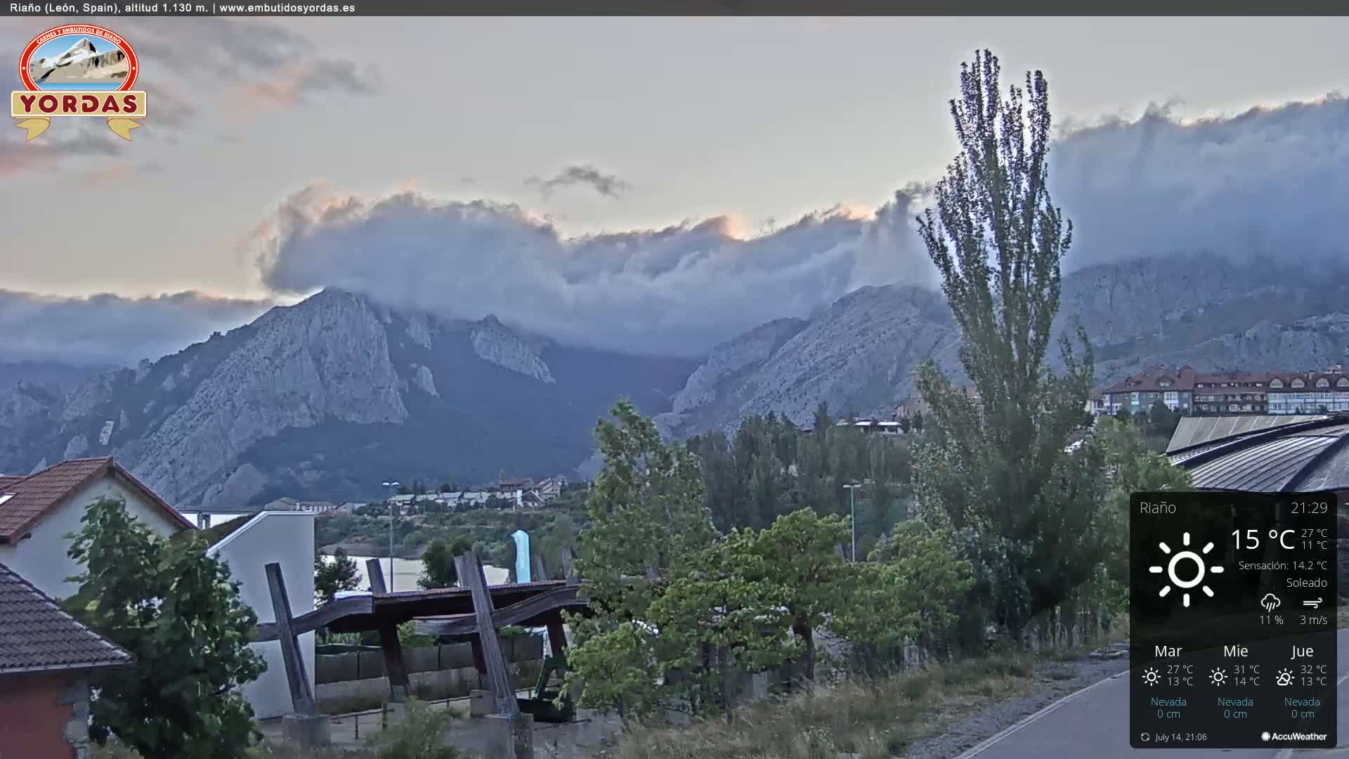 Yordas Peak (Pica Yordas) from Riaño Live Cam - León, Castile&León, Spain