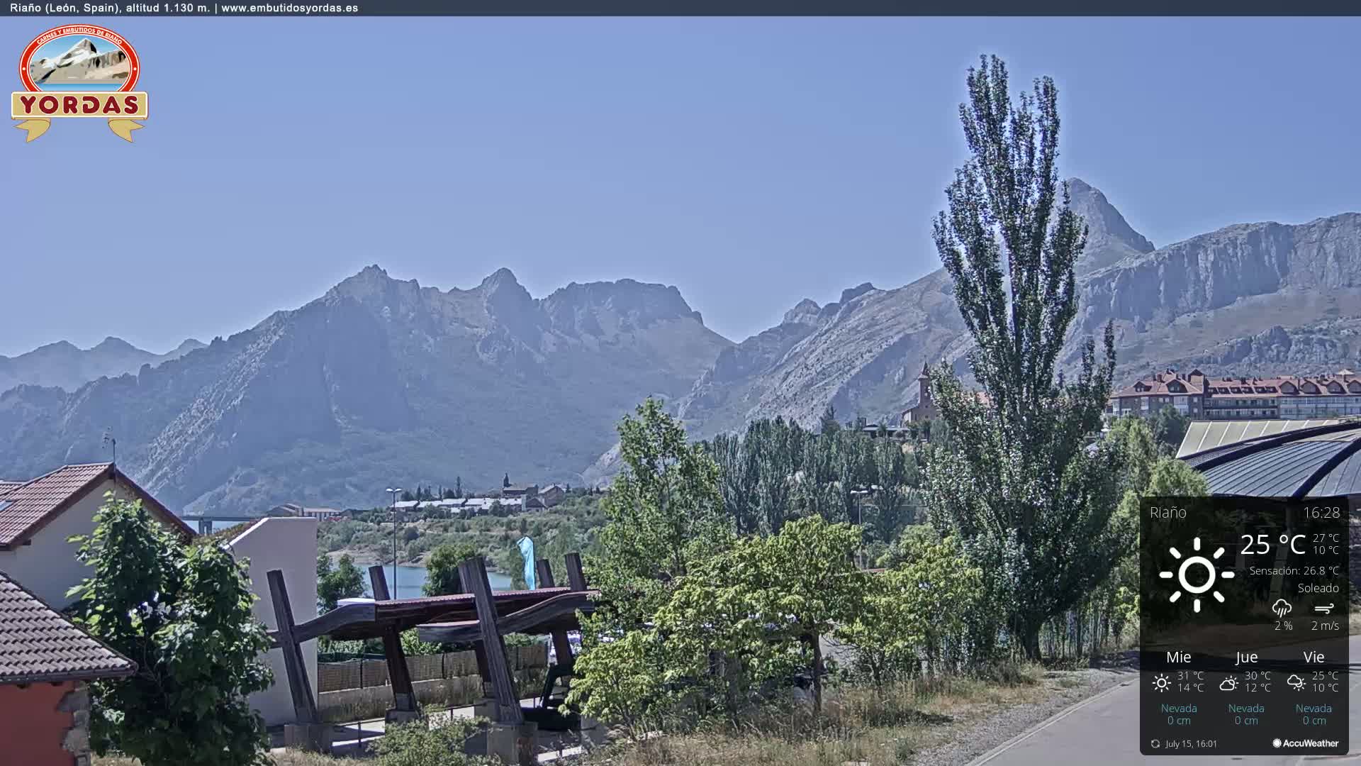 Yordas Peak (Pica Yordas) from Riaño Live Cam - León, Castile&León, Spain