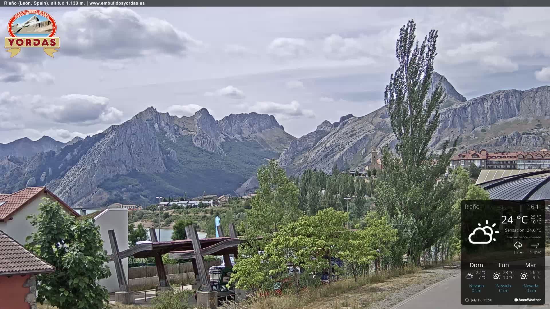 Yordas Peak (Pica Yordas) from Riaño Live Cam - León, Castile&León, Spain