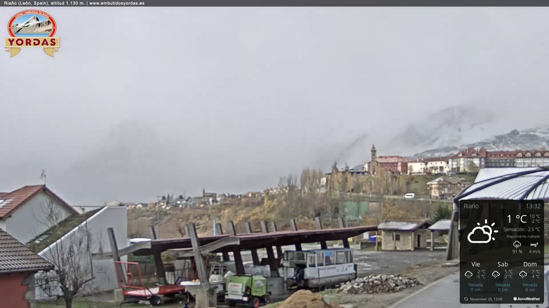 Yordas Peak (Pica Yordas) from Riaño Live Cam - León, Castile&León, Spain
