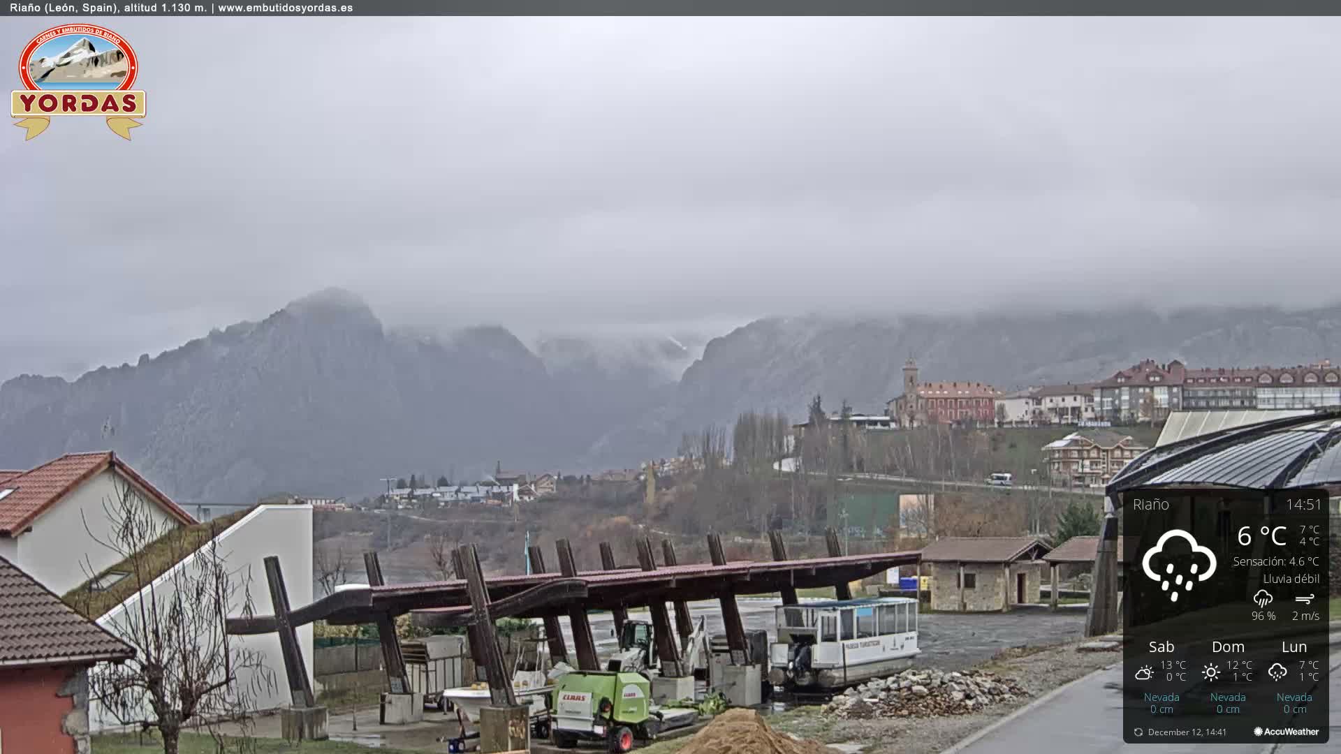 Yordas Peak (Pica Yordas) from Riaño Live Cam - León, Castile&León, Spain