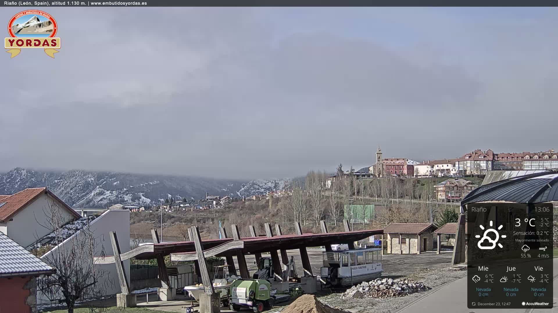 Yordas Peak (Pica Yordas) from Riaño Live Cam - León, Castile&León, Spain