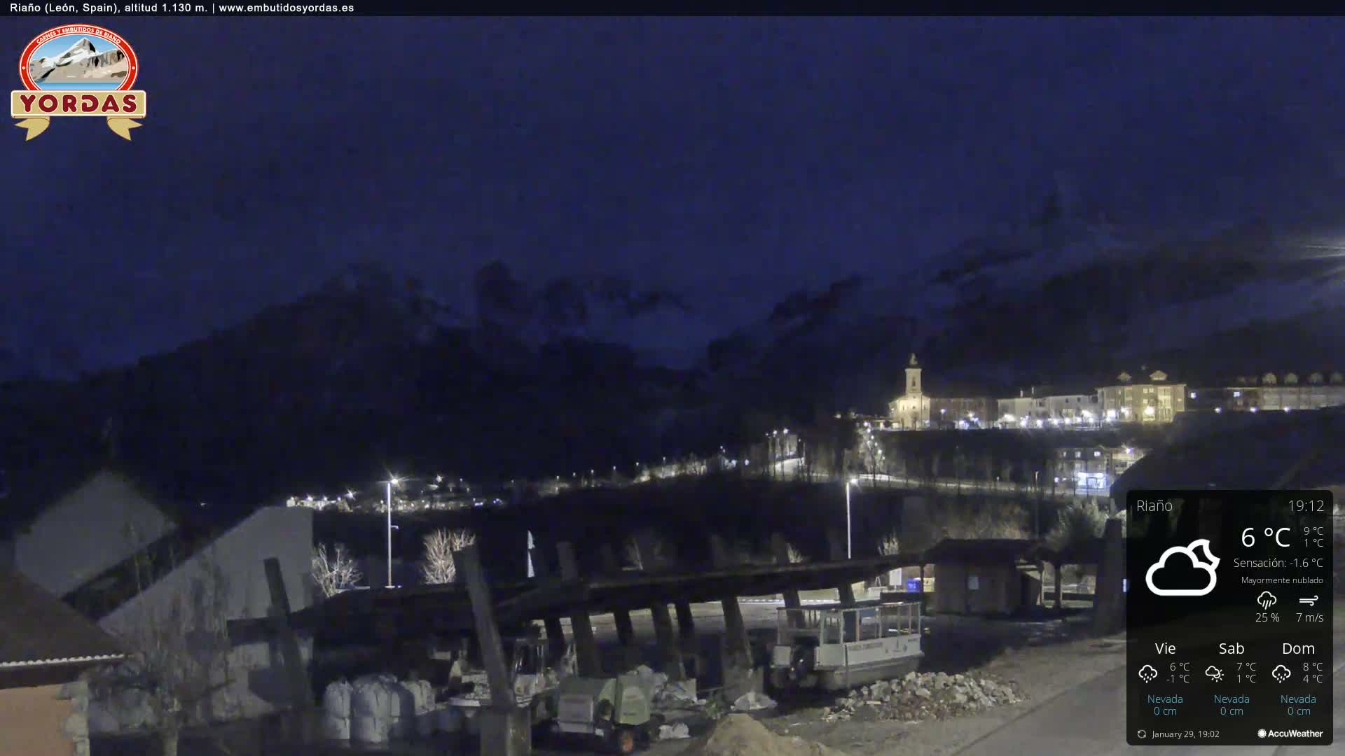 Yordas Peak (Pica Yordas) from Riaño Live Cam - León, Castile&León, Spain