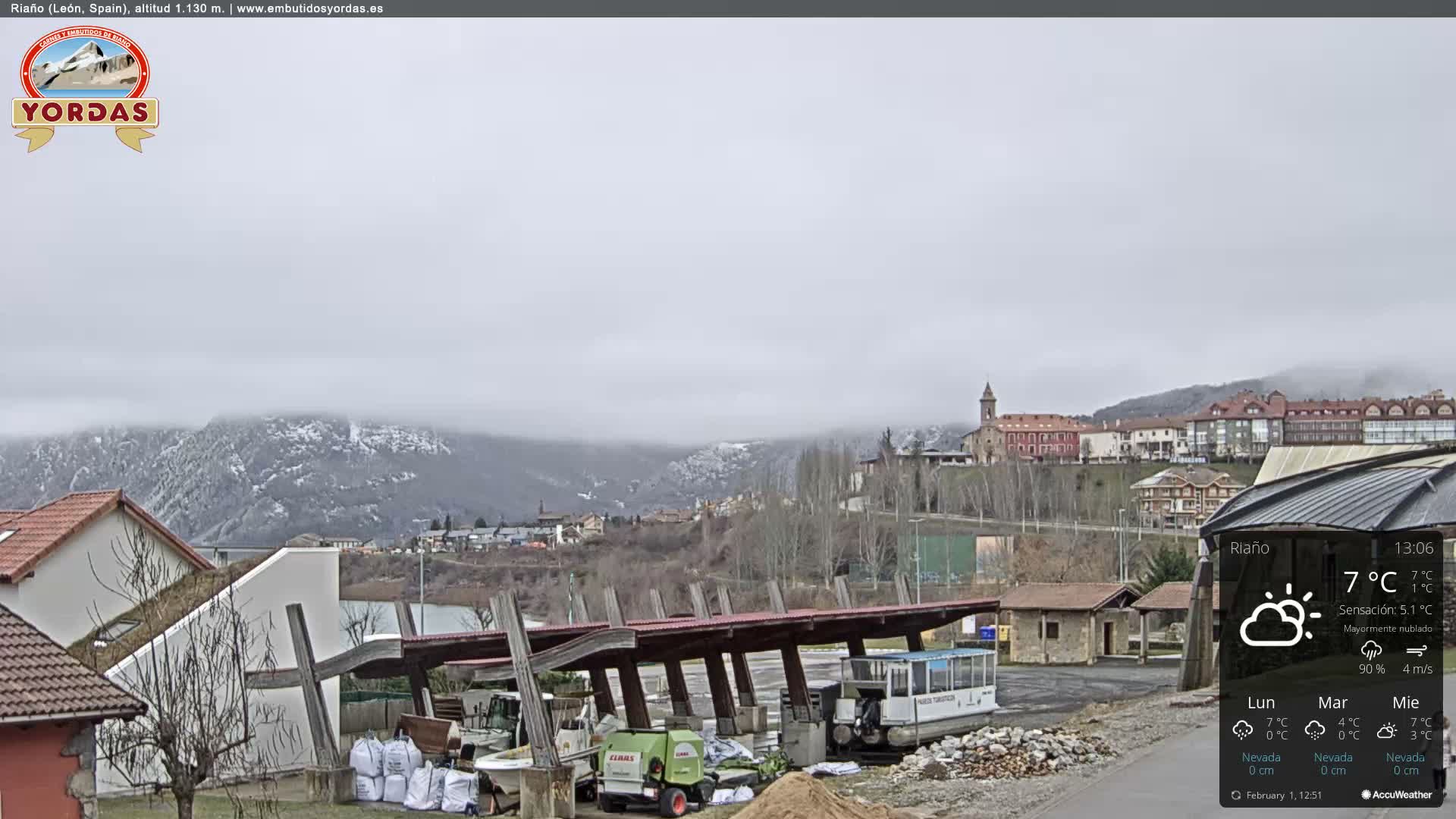 Yordas Peak (Pica Yordas) from Riaño Live Cam - León, Castile&León, Spain