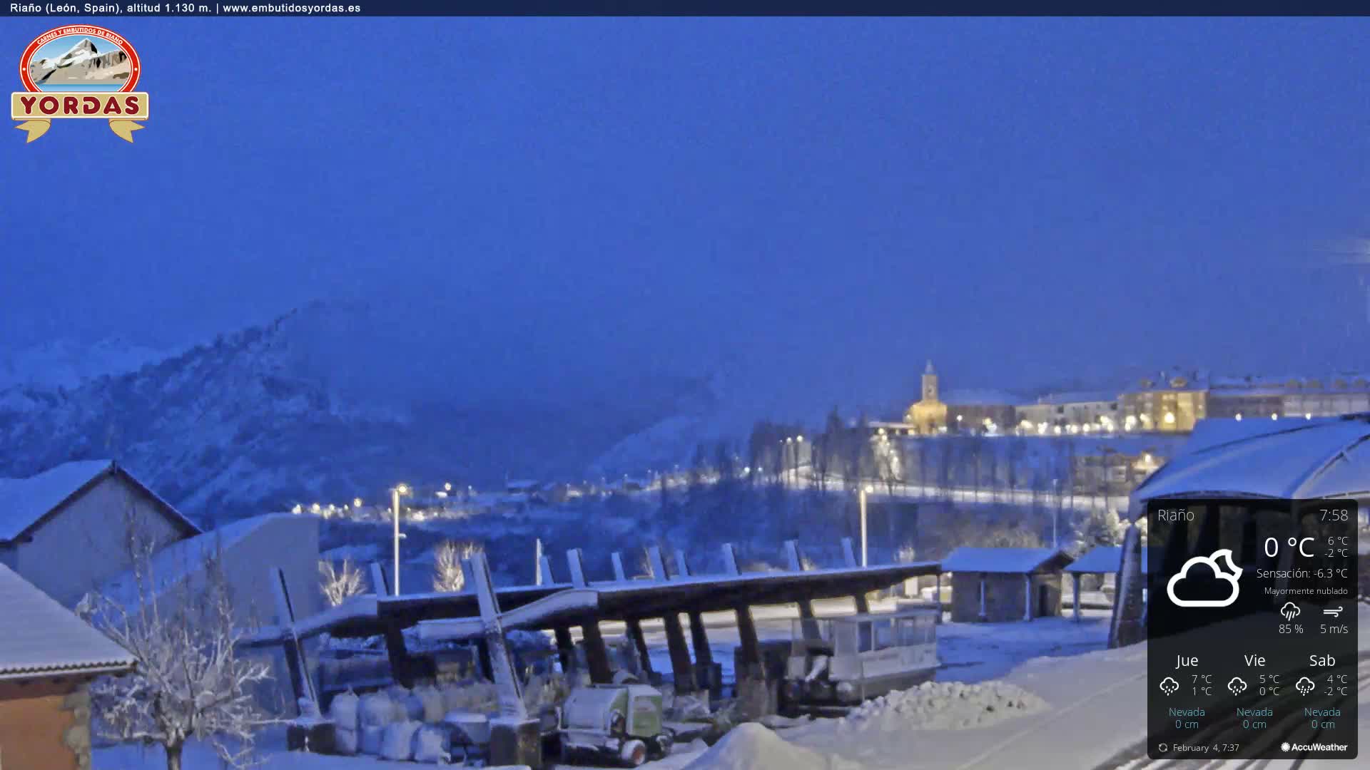 Yordas Peak (Pica Yordas) from Riaño Live Cam - León, Castile&León, Spain