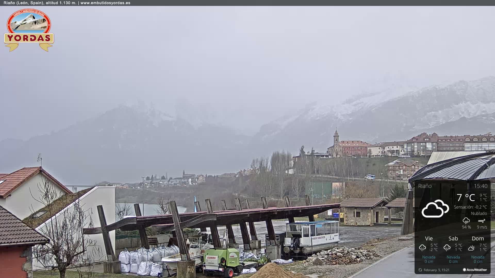 Yordas Peak (Pica Yordas) from Riaño Live Cam - León, Castile&León, Spain