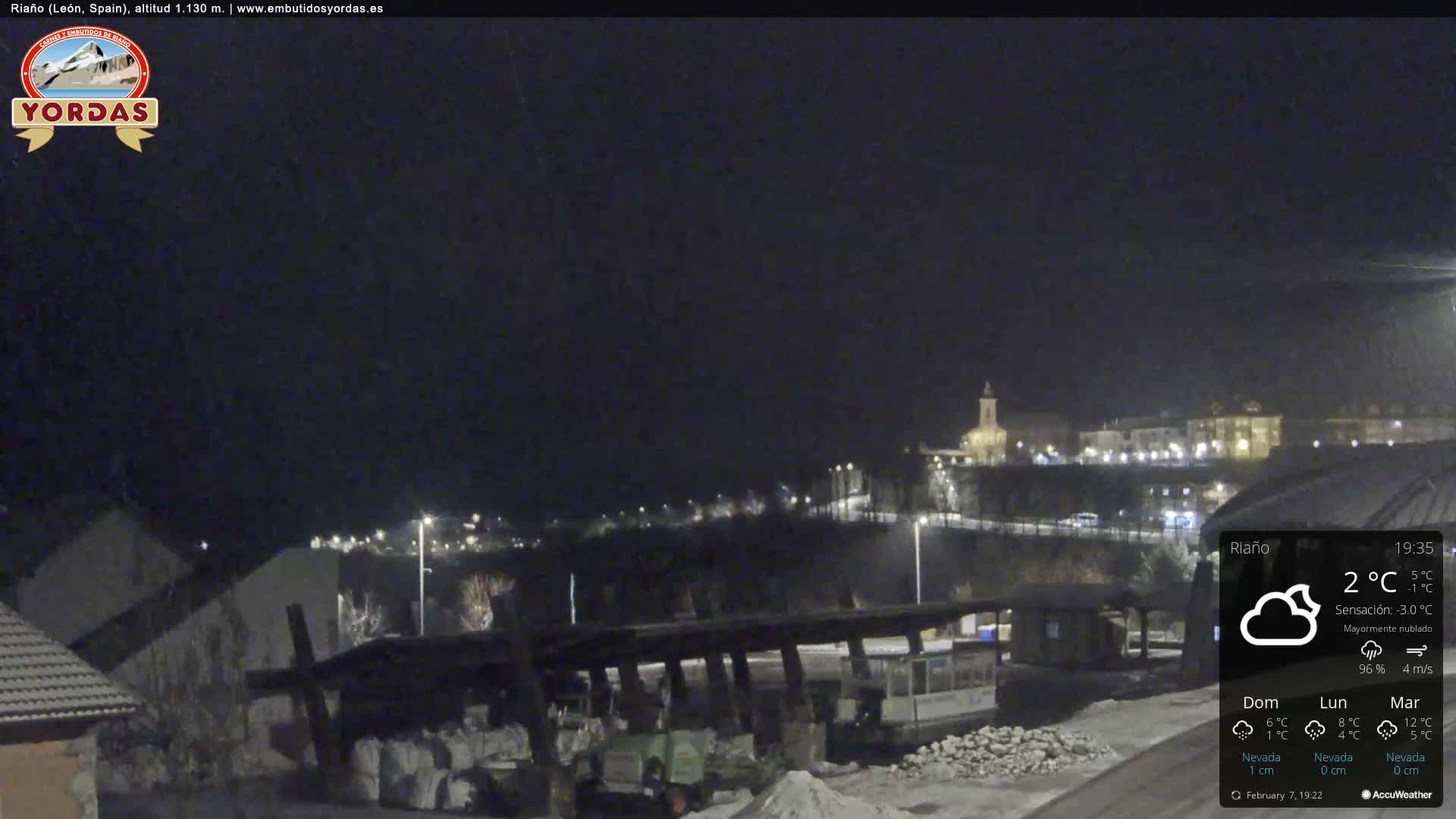 Yordas Peak (Pica Yordas) from Riaño Live Cam - León, Castile&León, Spain