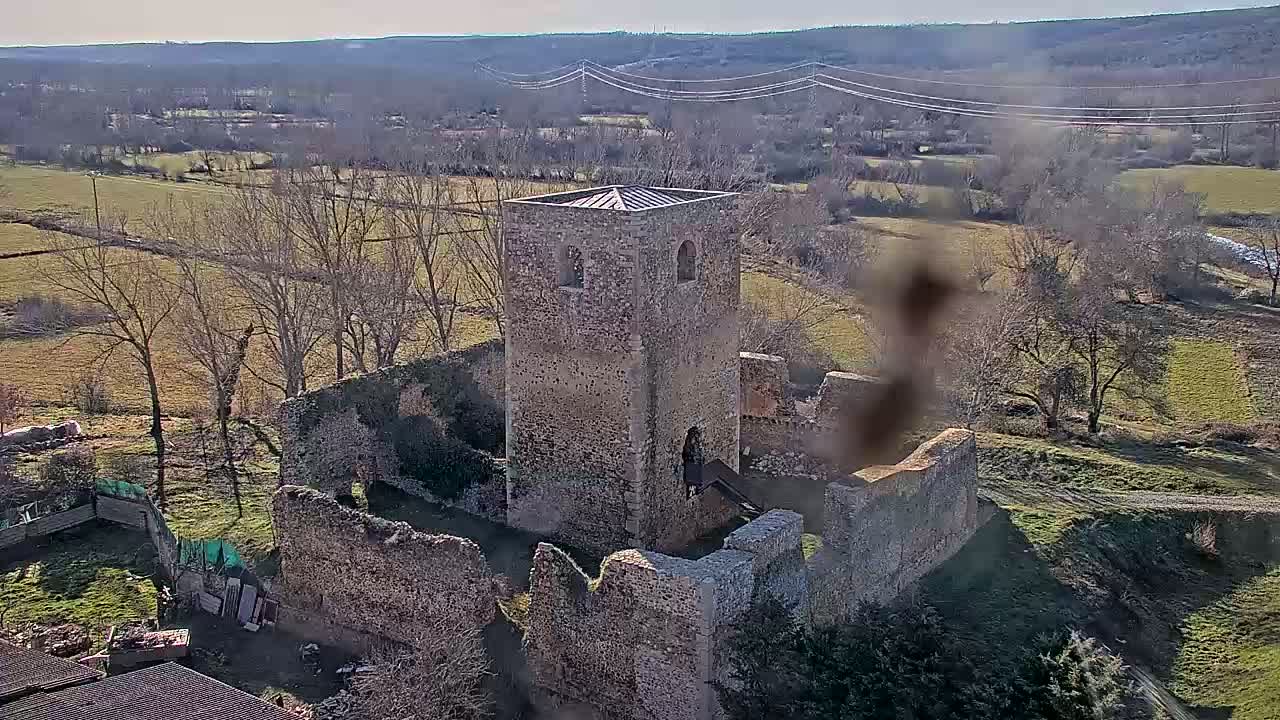 Villapadierna Castle Live Cam - León, Castile&León, Spain