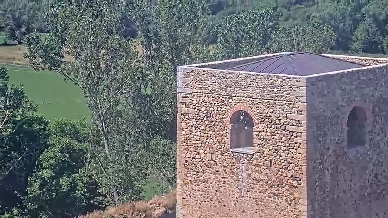 Villapadierna Castle Live Cam - León, Castile&León, Spain