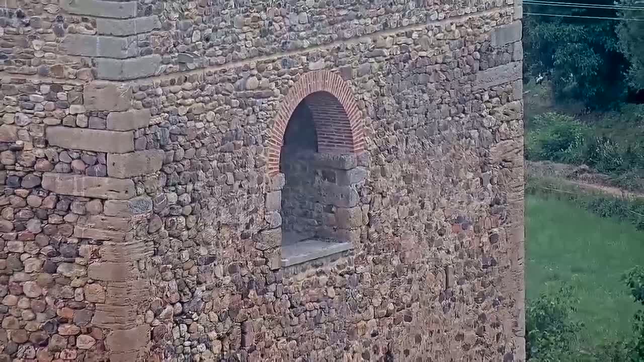 Villapadierna Castle Live Cam - León, Castile&León, Spain