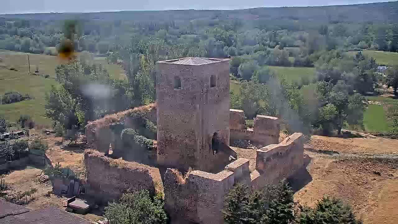 Villapadierna Castle Live Cam - León, Castile&León, Spain