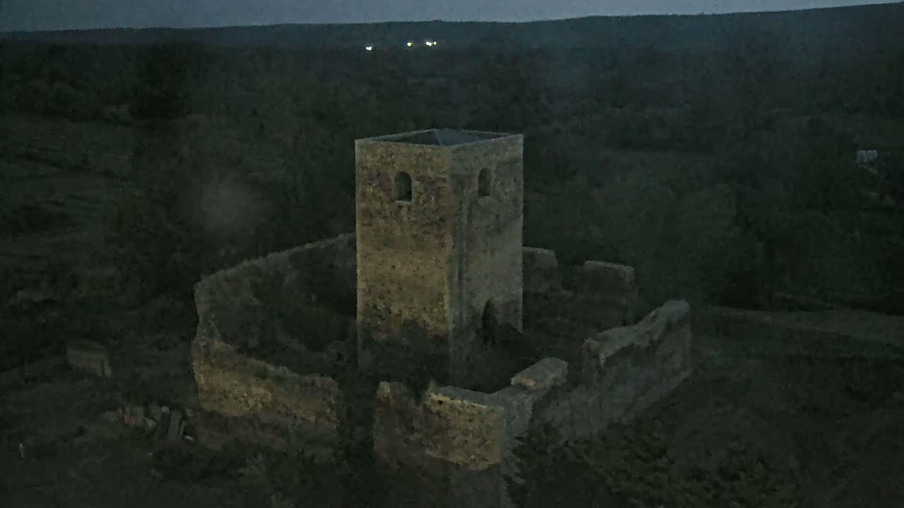 Villapadierna Castle Live Cam - León, Castile&León, Spain