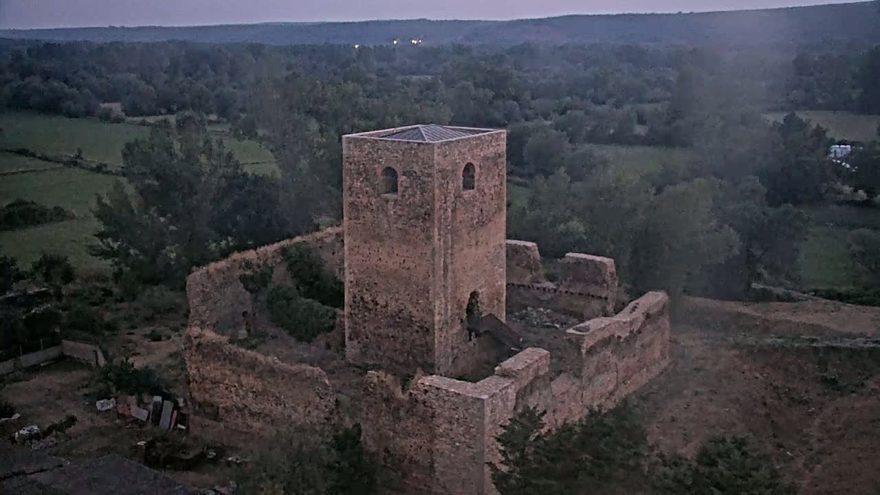 Villapadierna Castle Live Cam - León, Castile&León, Spain