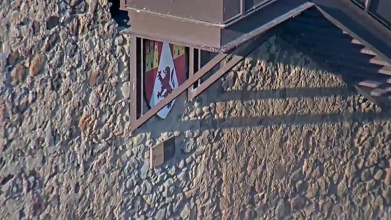Villapadierna Castle Live Cam - León, Castile&León, Spain