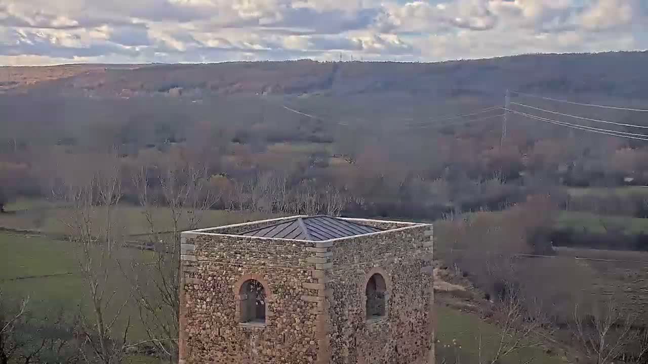 Villapadierna Castle Live Cam - León, Castile&León, Spain