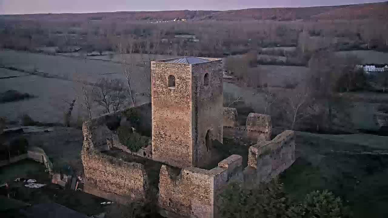 Villapadierna Castle Live Cam - León, Castile&León, Spain