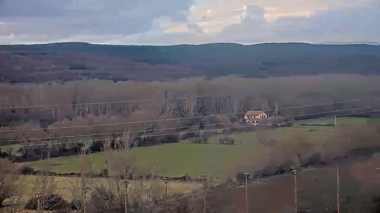 Villapadierna Castle Live Cam - León, Castile&León, Spain
