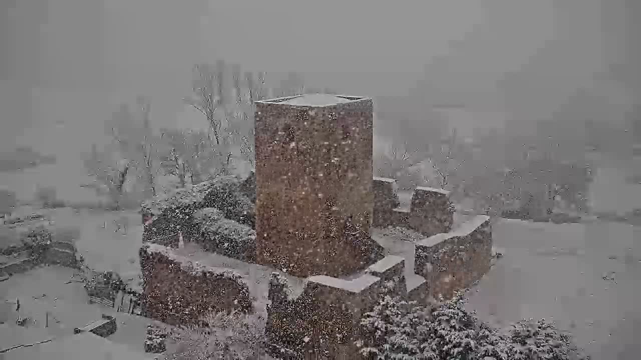 Villapadierna Castle Live Cam - León, Castile&León, Spain