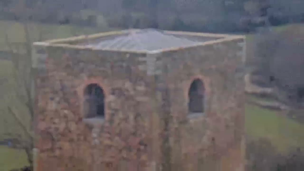 Villapadierna Castle Live Cam - León, Castile&León, Spain