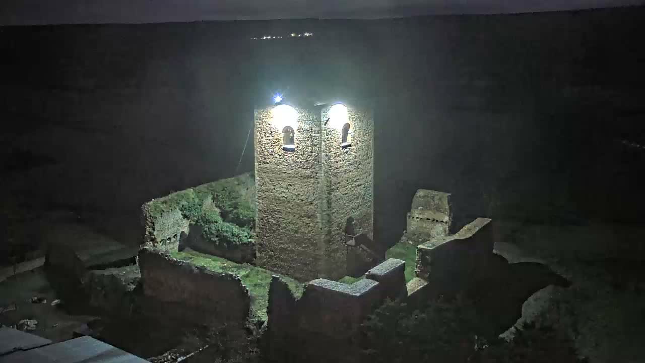 Villapadierna Castle Live Cam - León, Castile&León, Spain