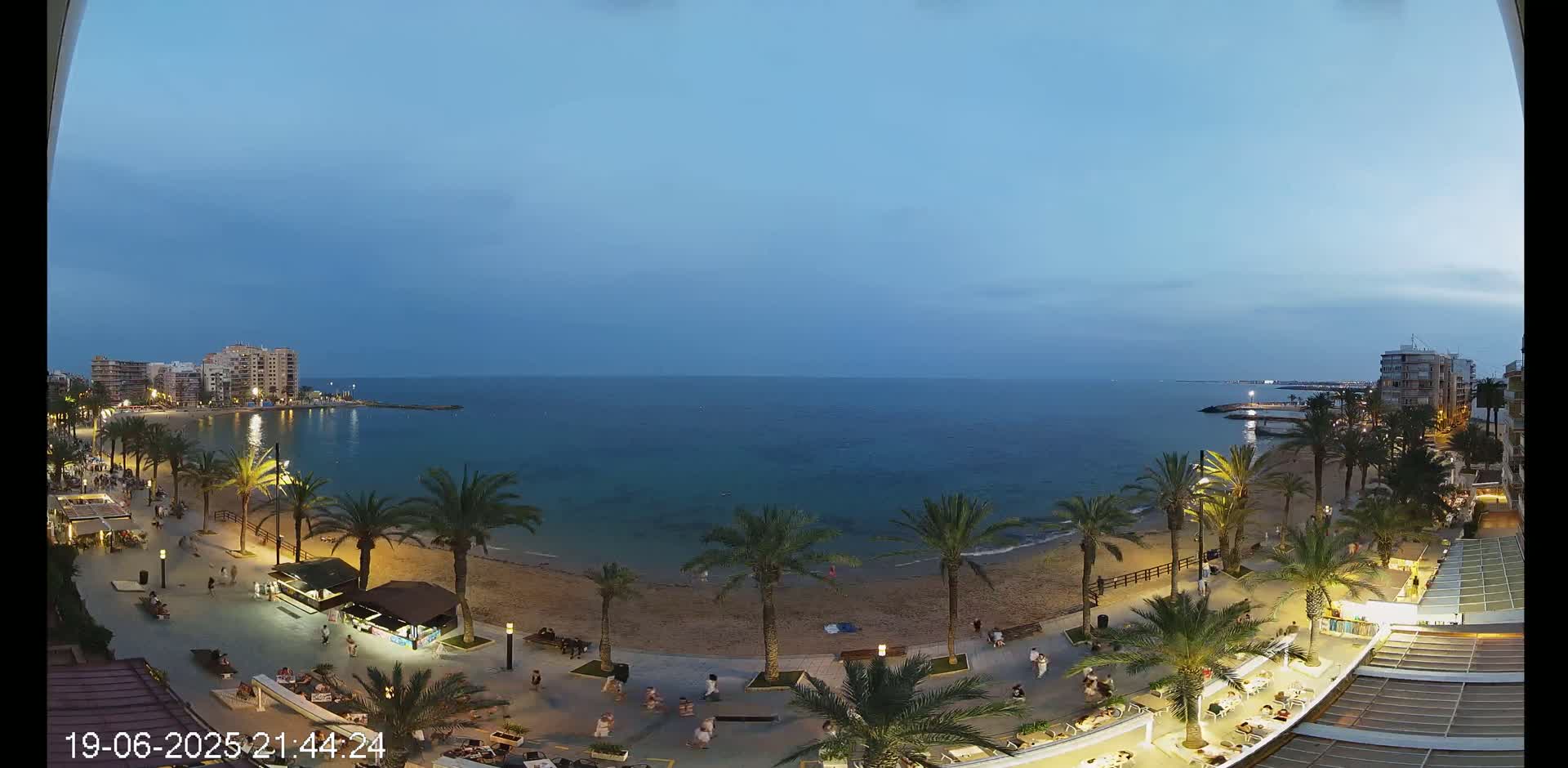 Torrevieja Cura Beach Live Cam - Alicante, Valencia, Spain