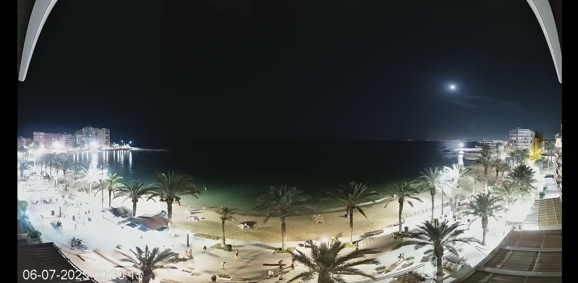 Torrevieja Cura Beach Live Cam - Alicante, Valencia, Spain