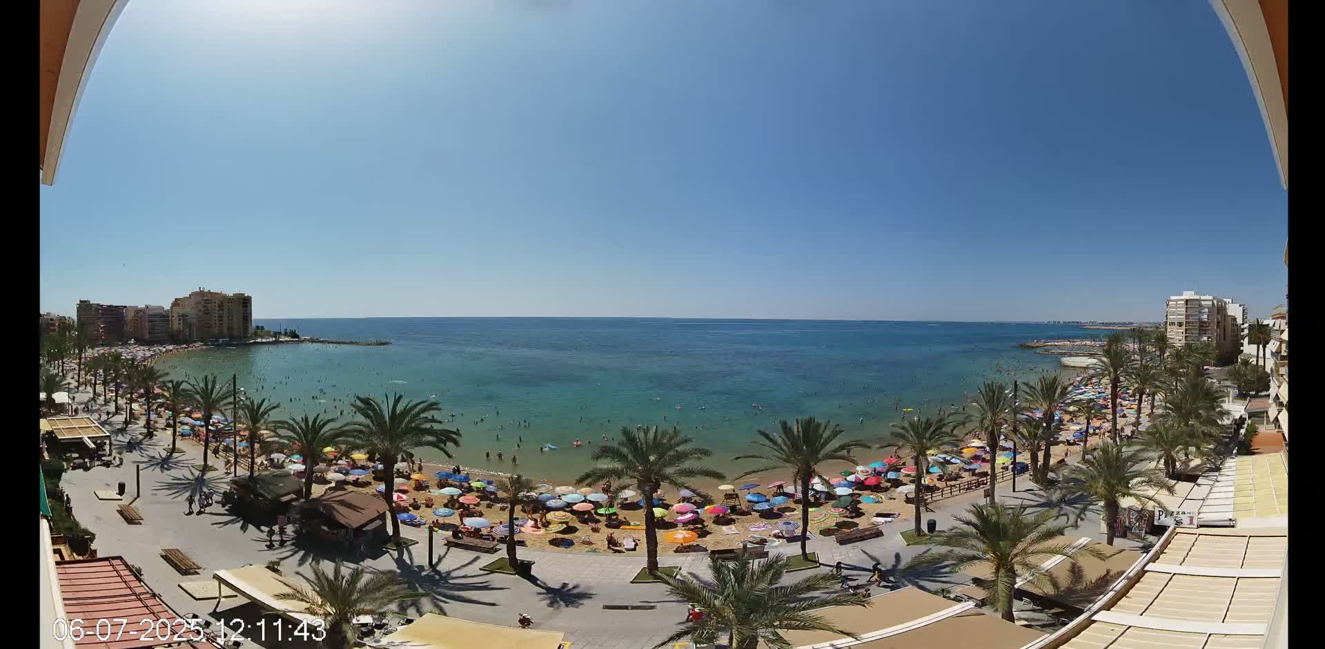 Torrevieja Cura Beach Live Cam - Alicante, Valencia, Spain