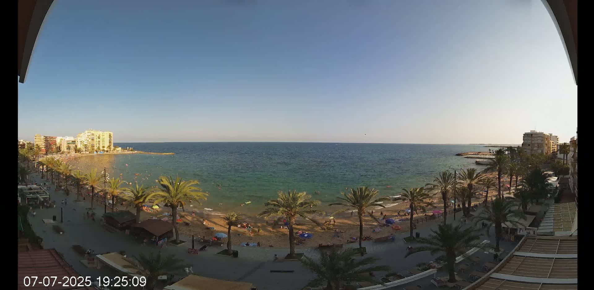 Torrevieja Cura Beach Live Cam - Alicante, Valencia, Spain